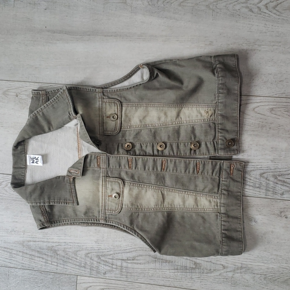 Zumba vest - Picture 1 of 4